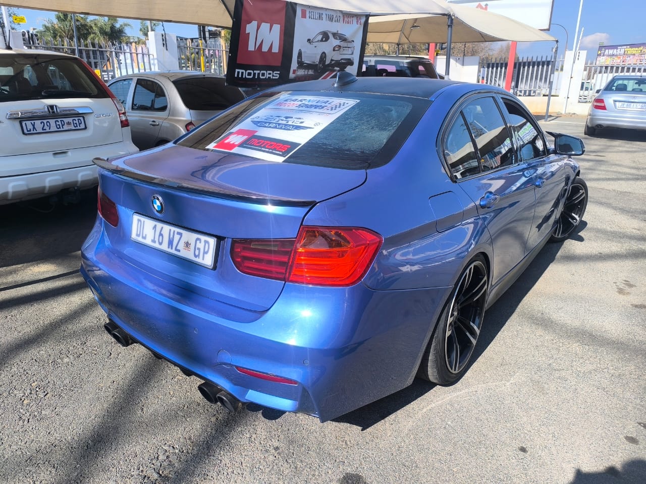 2014 BMW 320I - Image 4