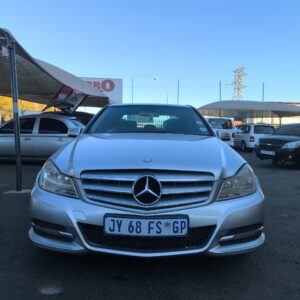 2011 Mercedes Benz C200